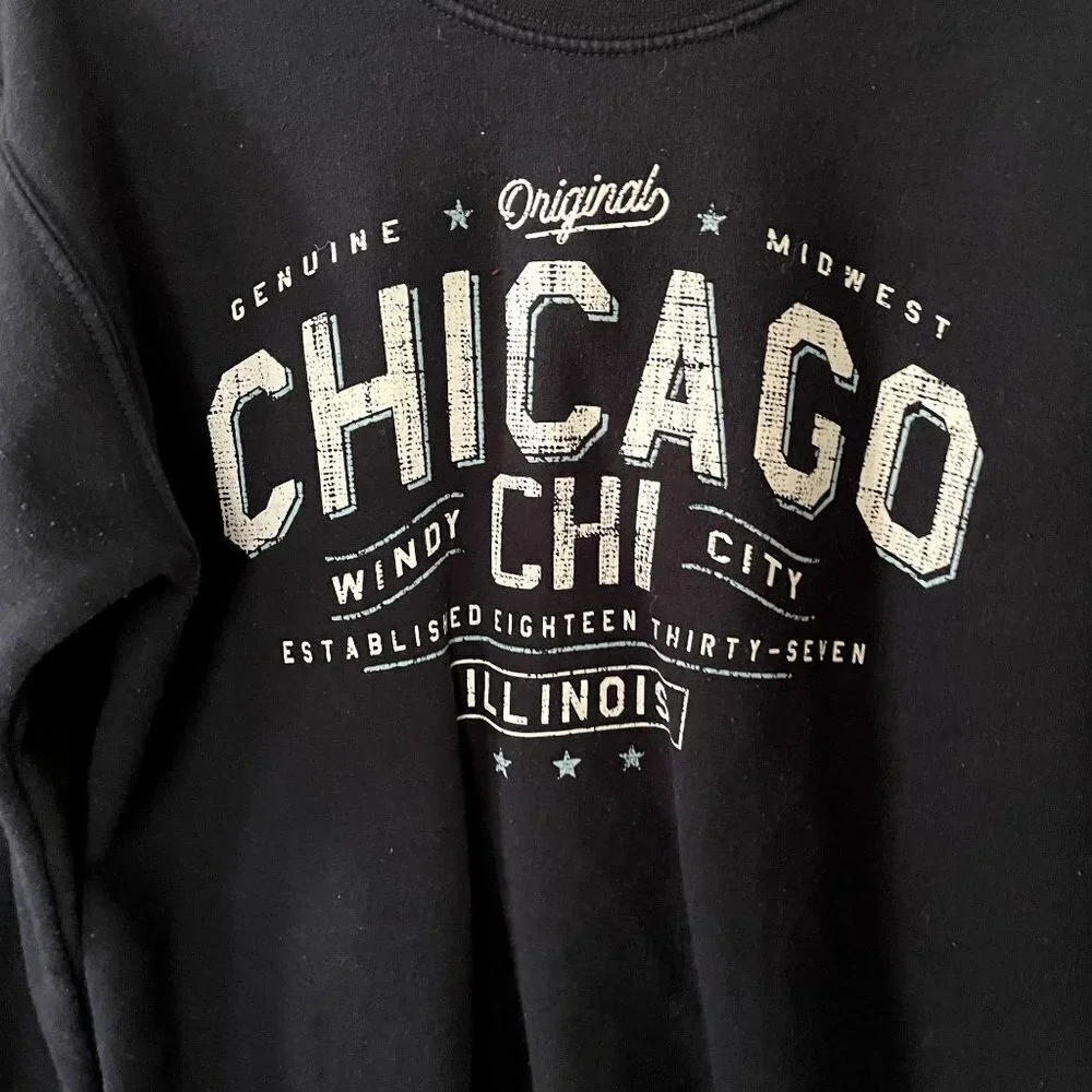Unbranded Chicago Graphic Crewneck Sweater Medium Navy Blue Women Fleece Lining